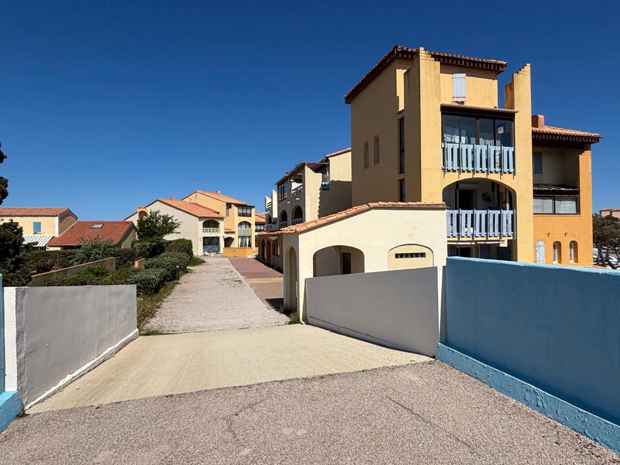 Logement De Plein Pied Tout Confort Ле Баркарес Экстерьер фото